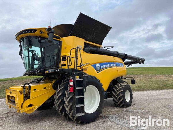 2013 New Holland T7.29494